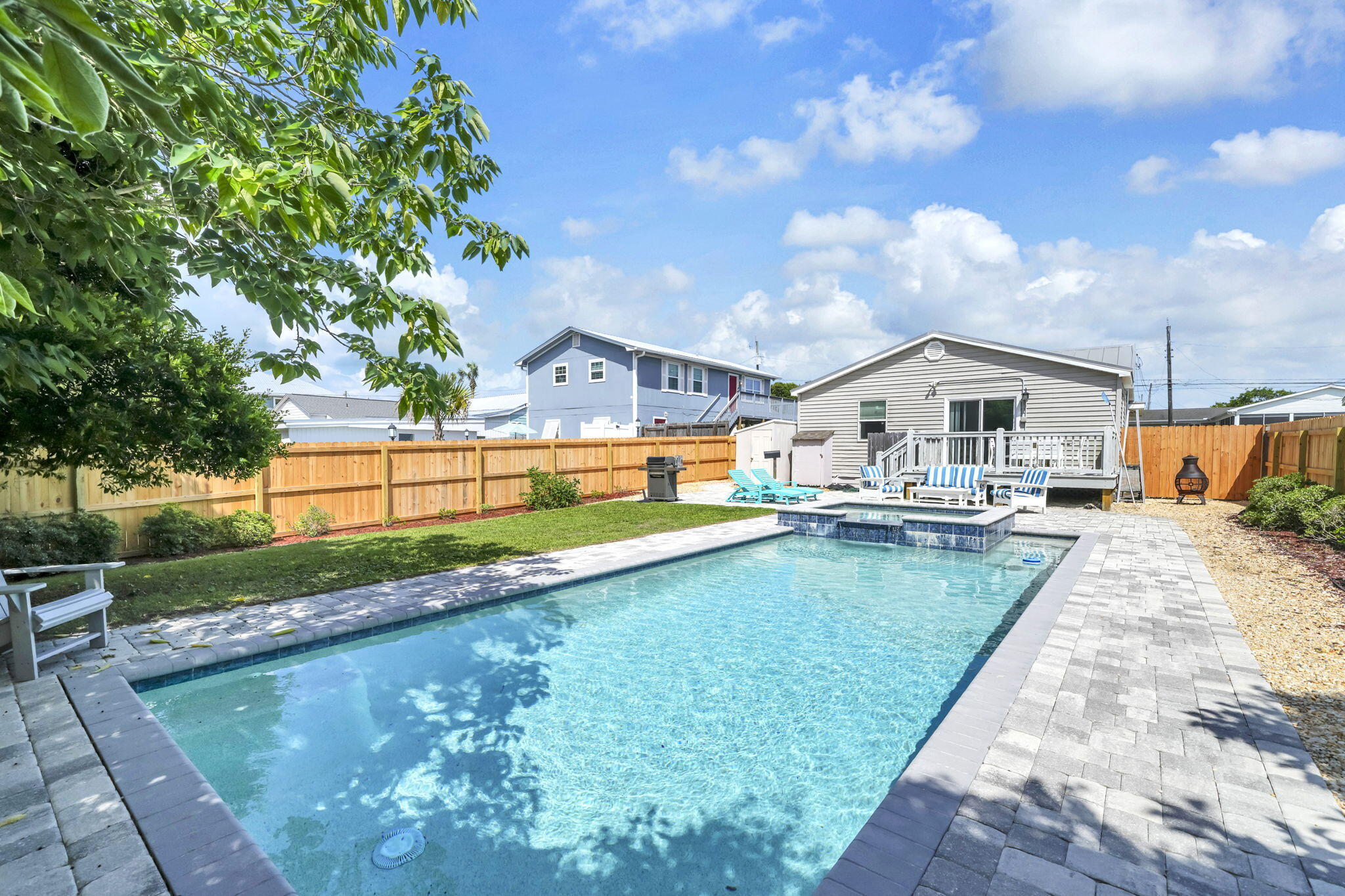 125 Malaga Place