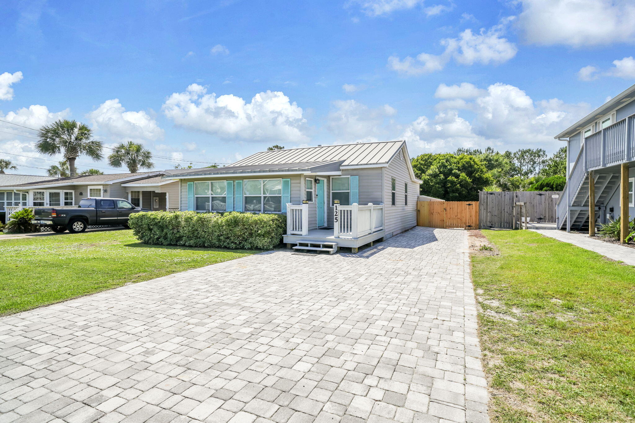 125 Malaga Place