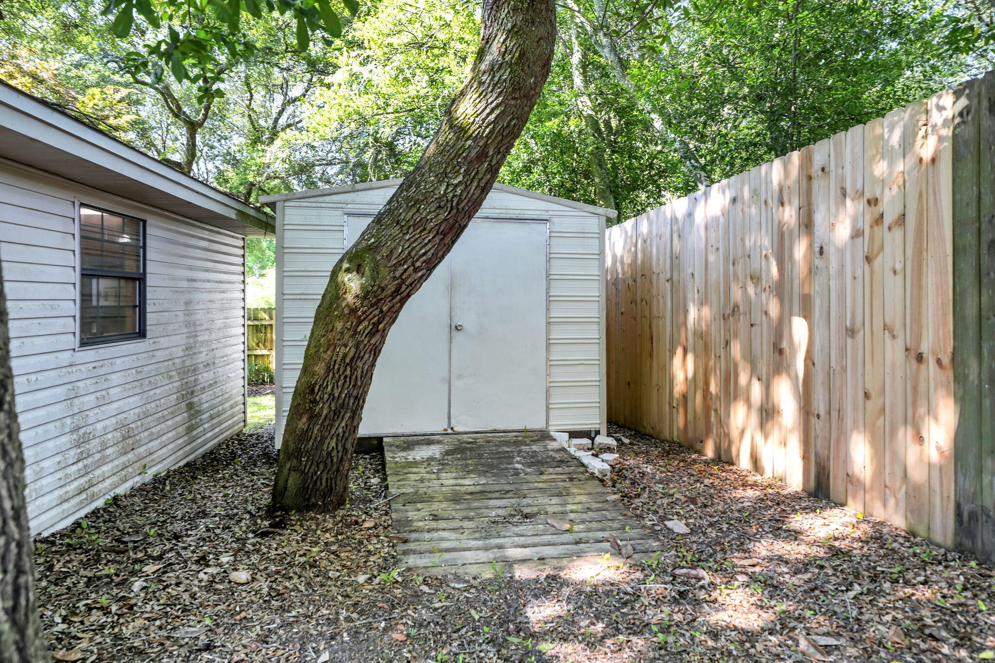 2319 Canal Drive
