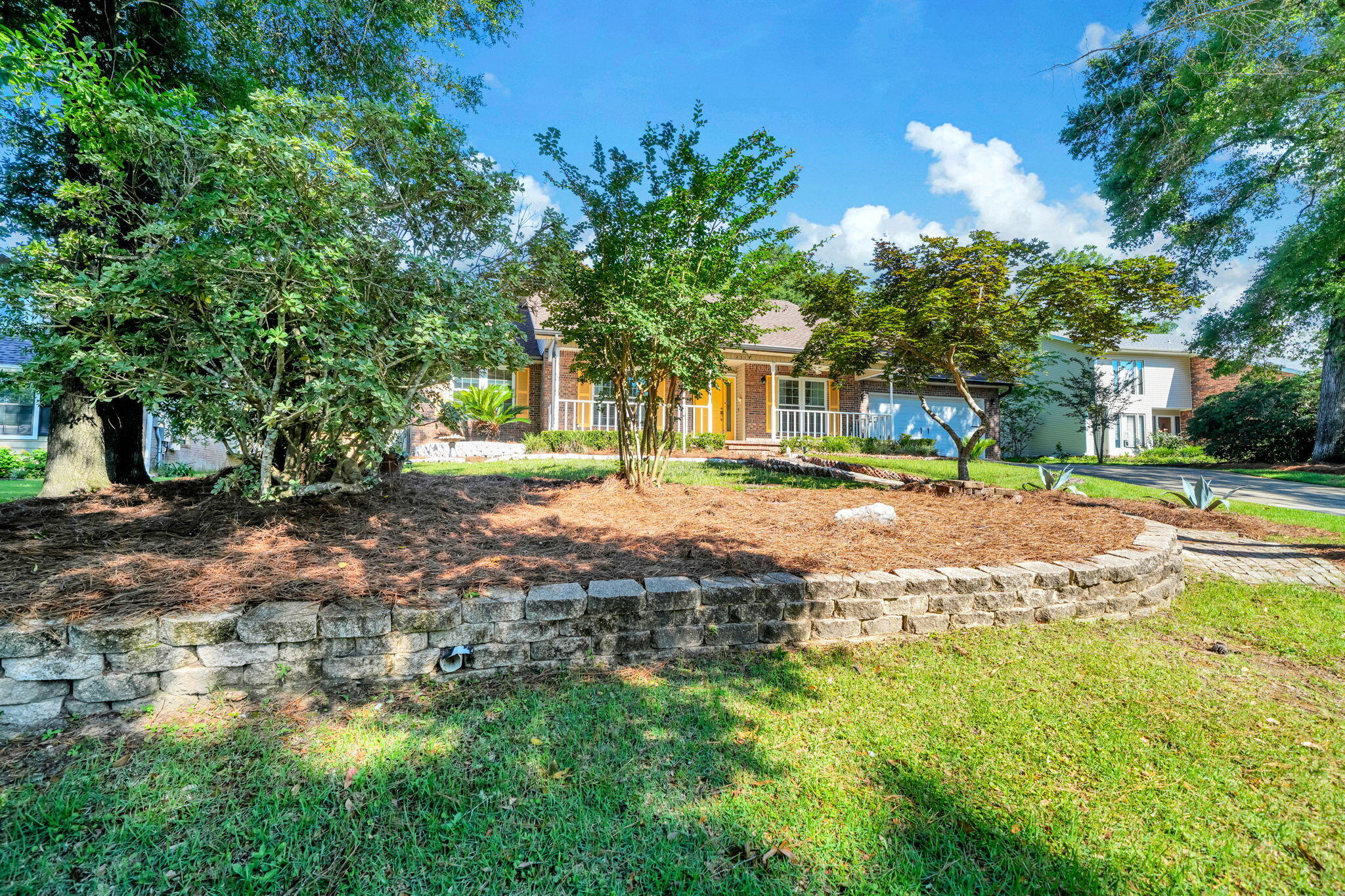 2319 Canal Drive