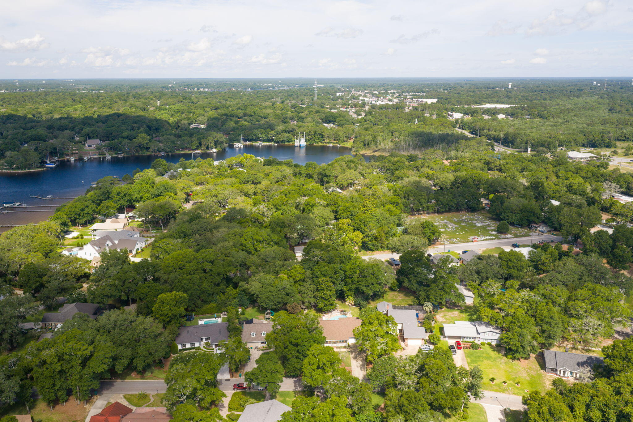 2319 Canal Drive
