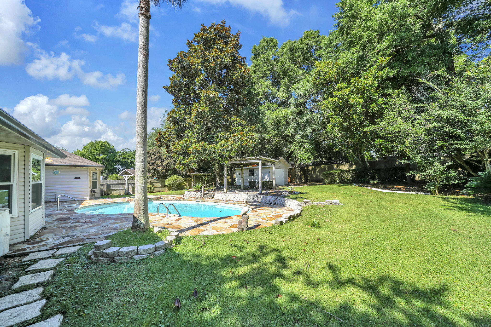 2319 Canal Drive