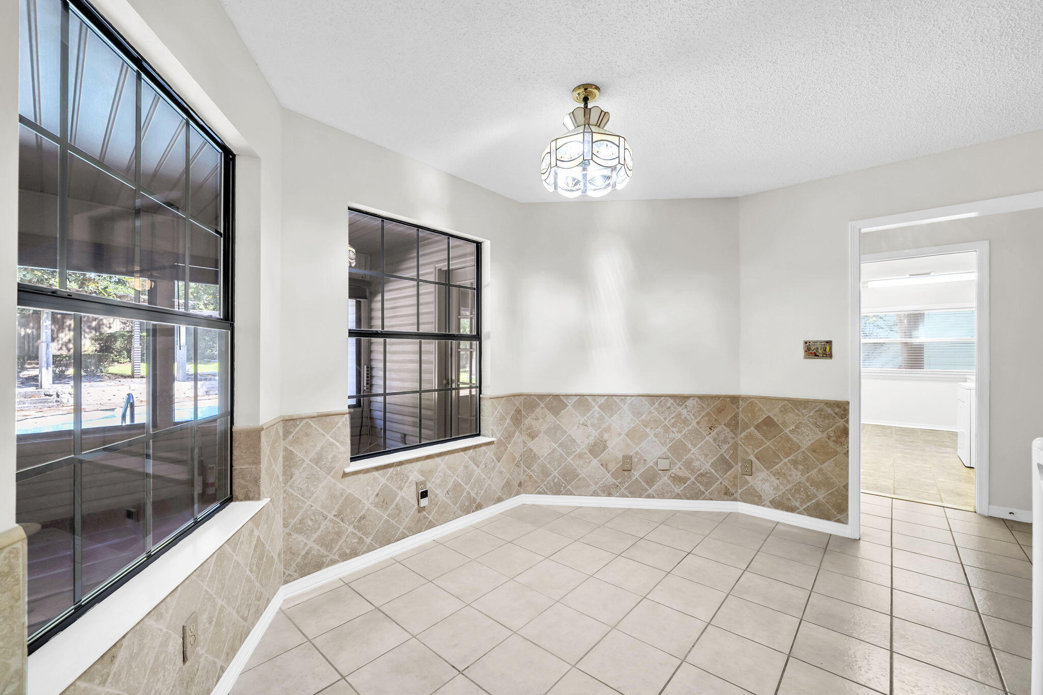 2319 Canal Drive
