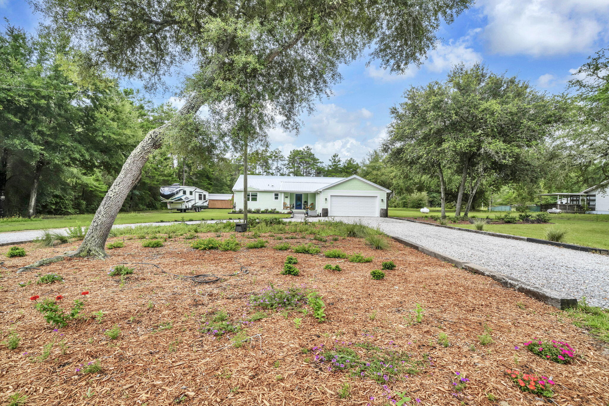 819 Woodlawn Road
