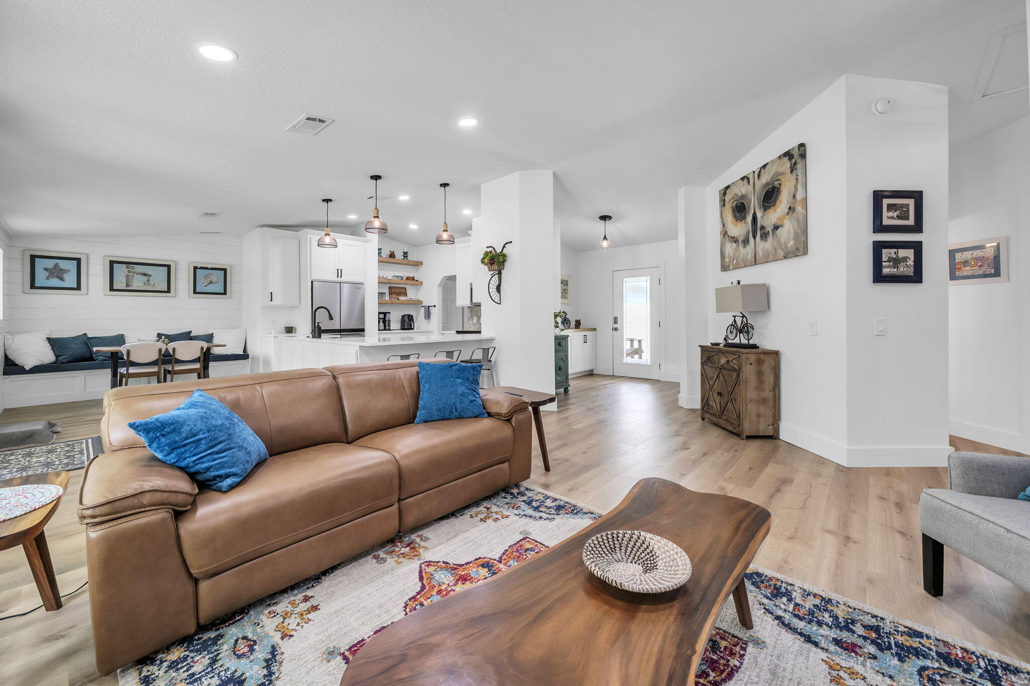 819 Woodlawn Road