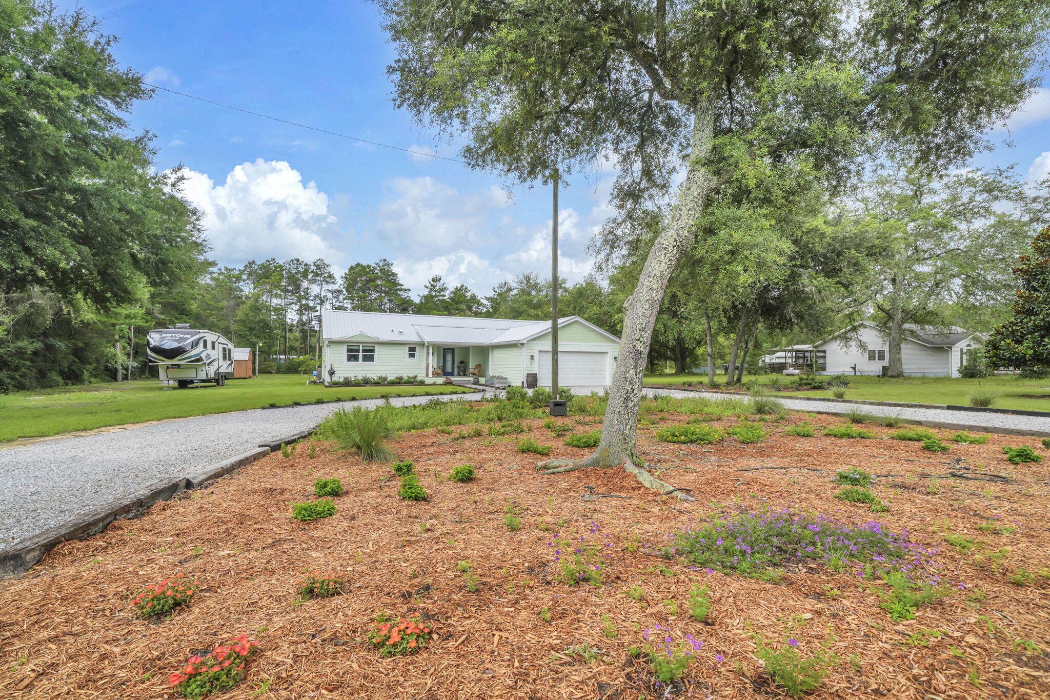 819 Woodlawn Road