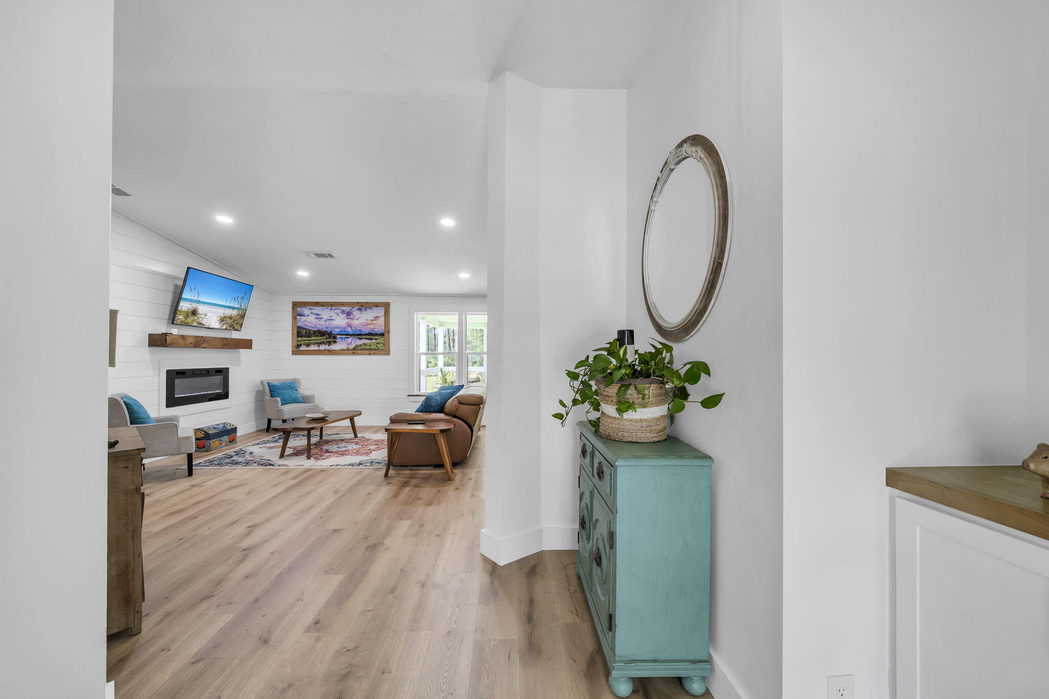 819 Woodlawn Road