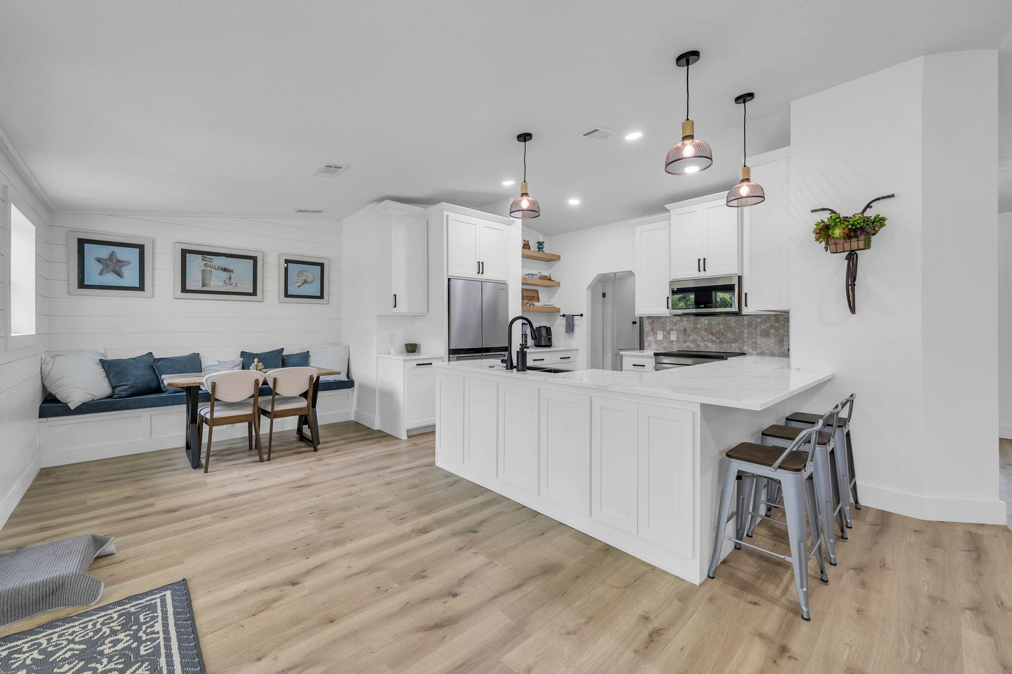 819 Woodlawn Road