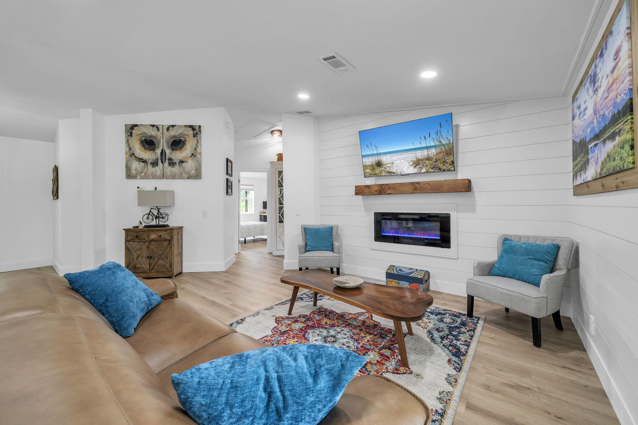 819 Woodlawn Road