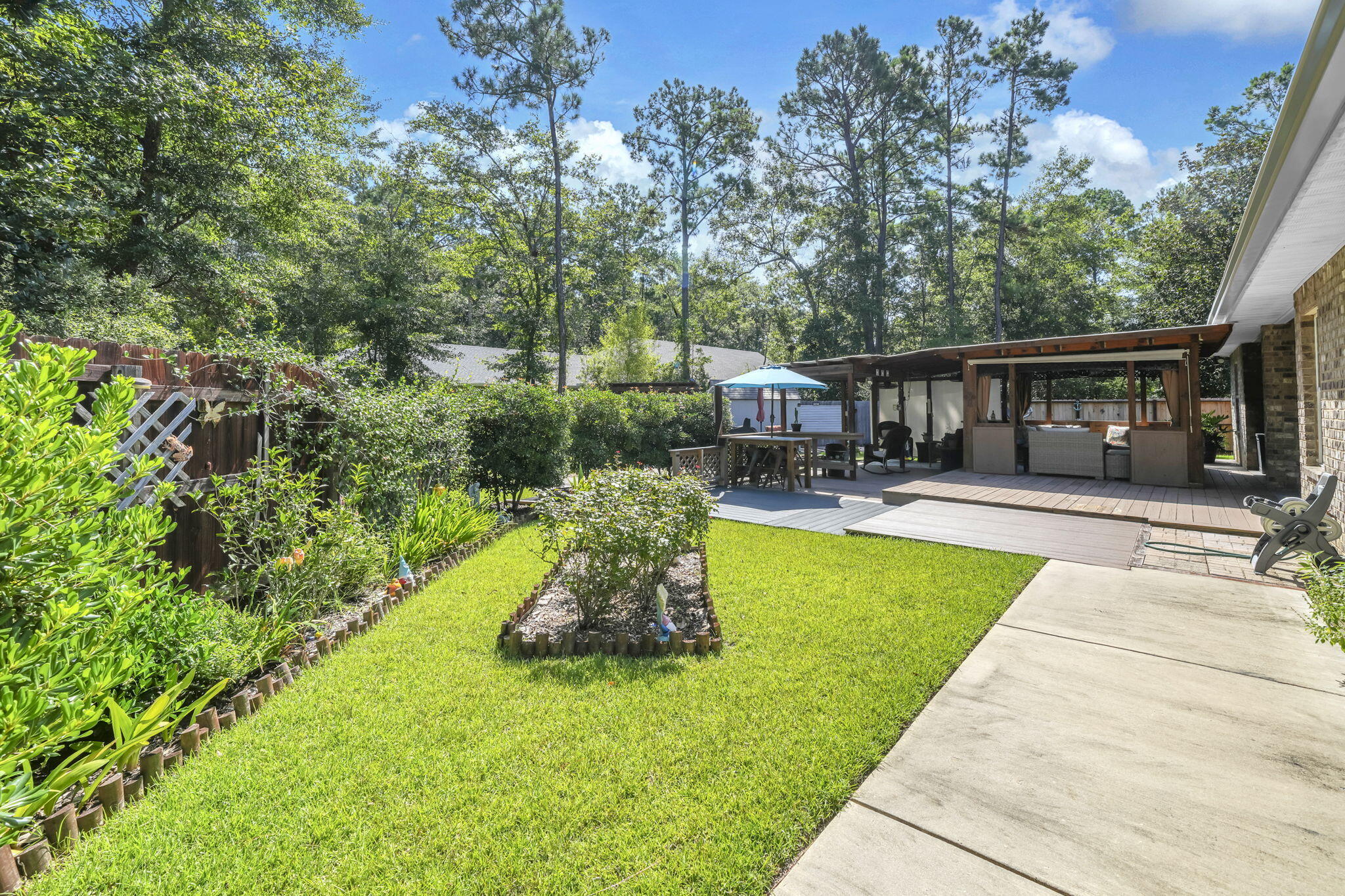 79 Shoreline Drive