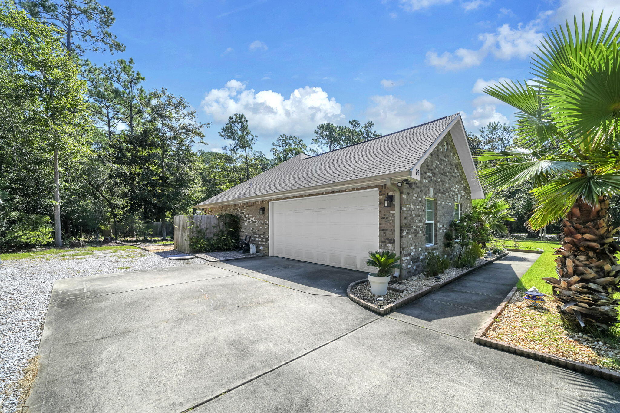 79 Shoreline Drive