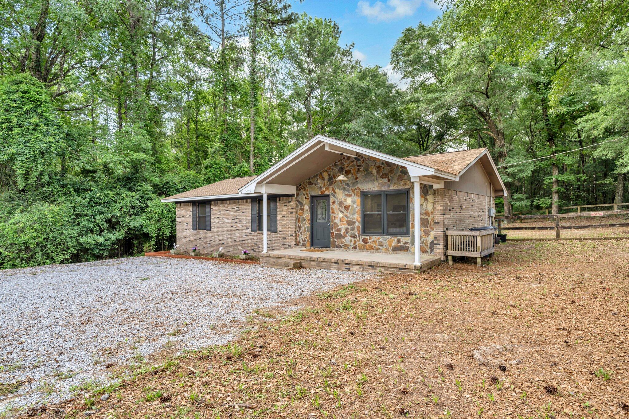 5241 Bob Sikes Road, DeFuniak Springs