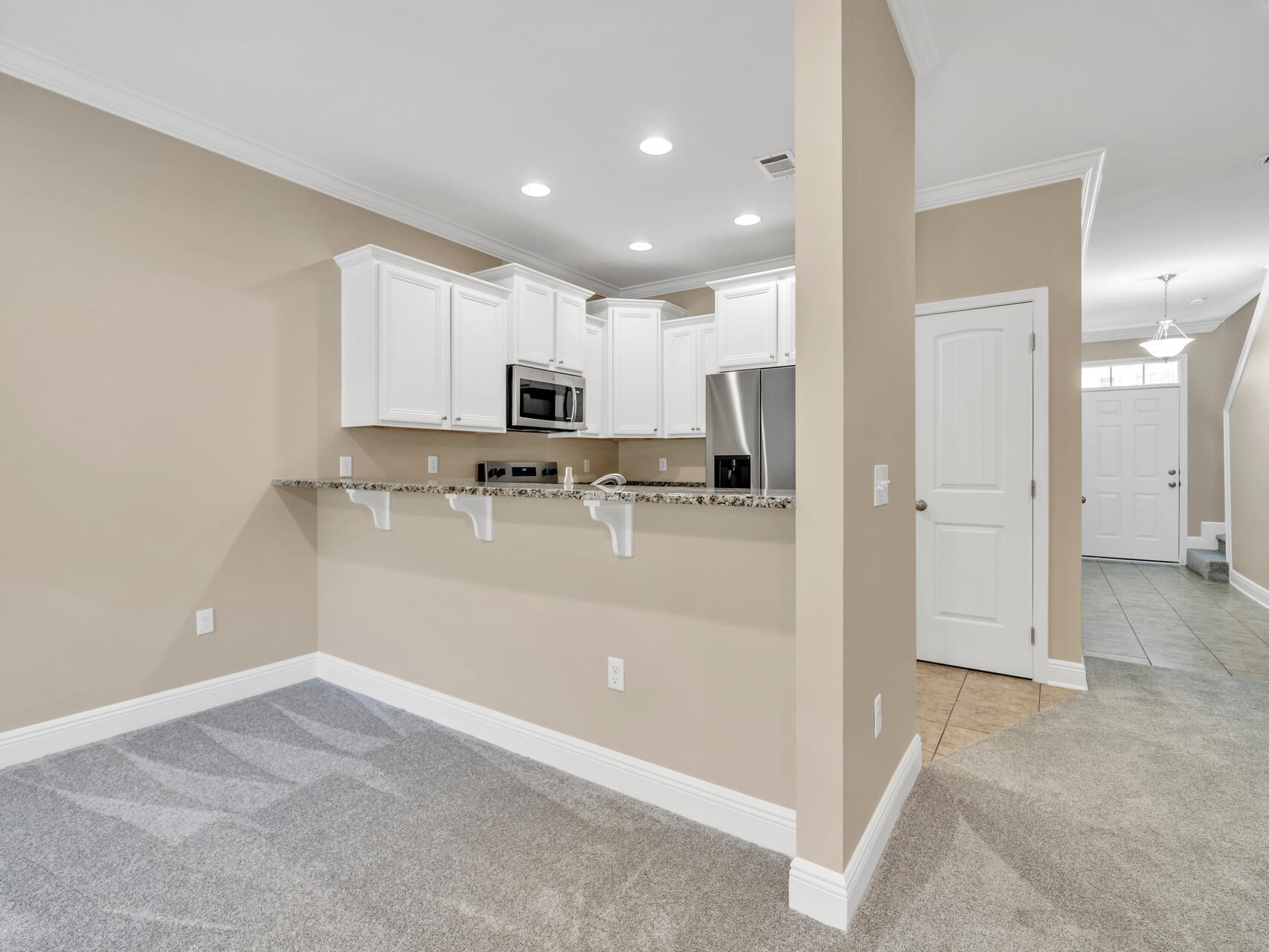 19 E Shady Oaks Lane, UNIT B