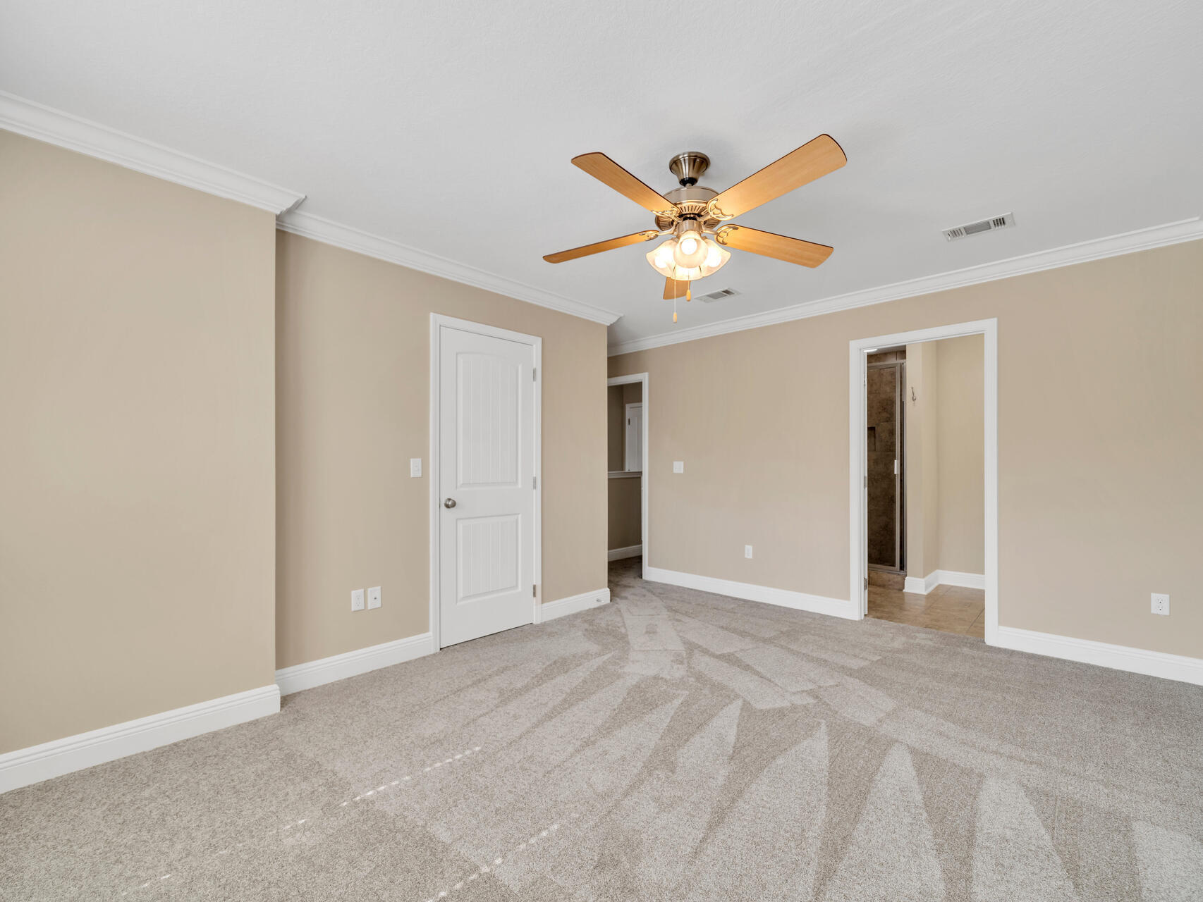 19 E Shady Oaks Lane, UNIT B