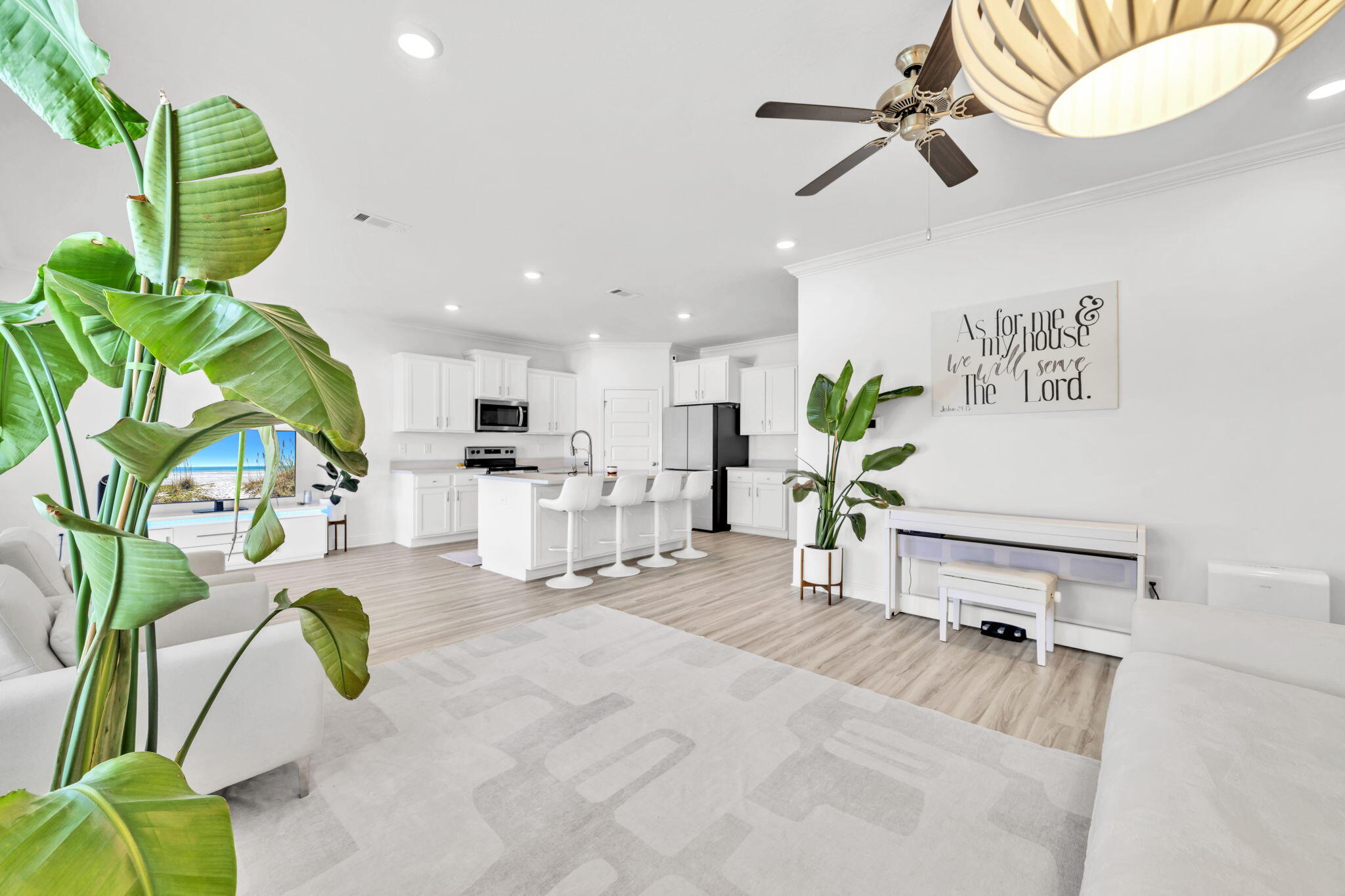 210 Piper Cove