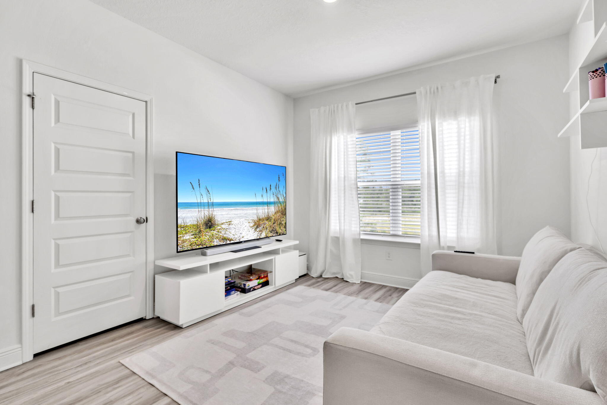 210 Piper Cove