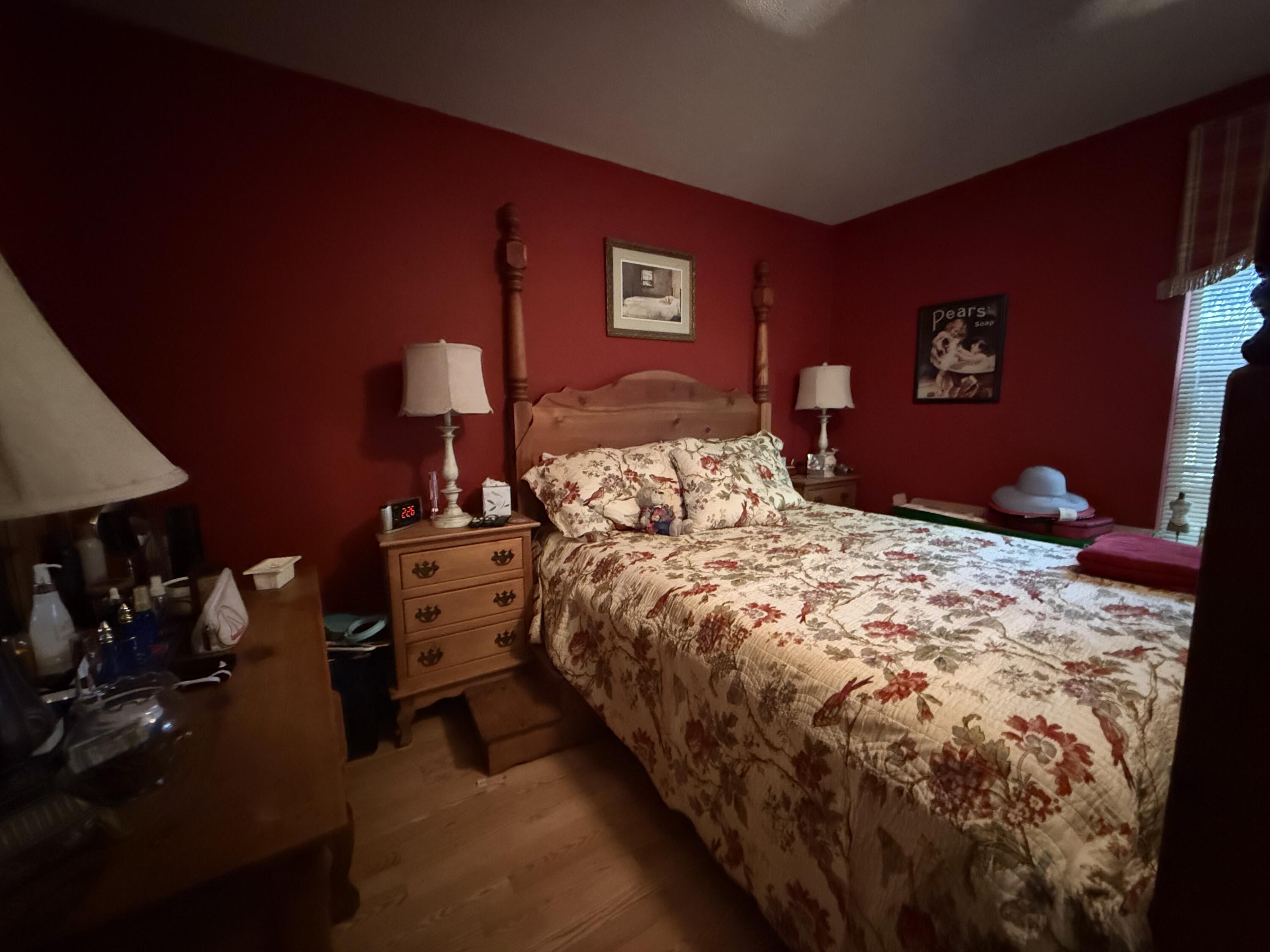 43 12th Avenue, Shalimar