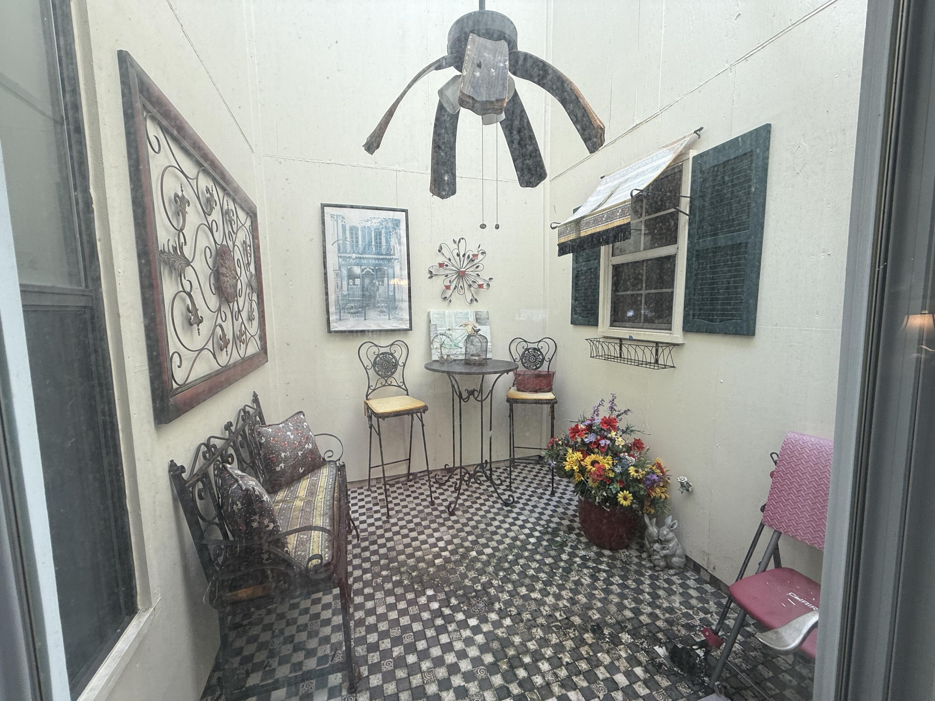 43 12th Avenue, Shalimar