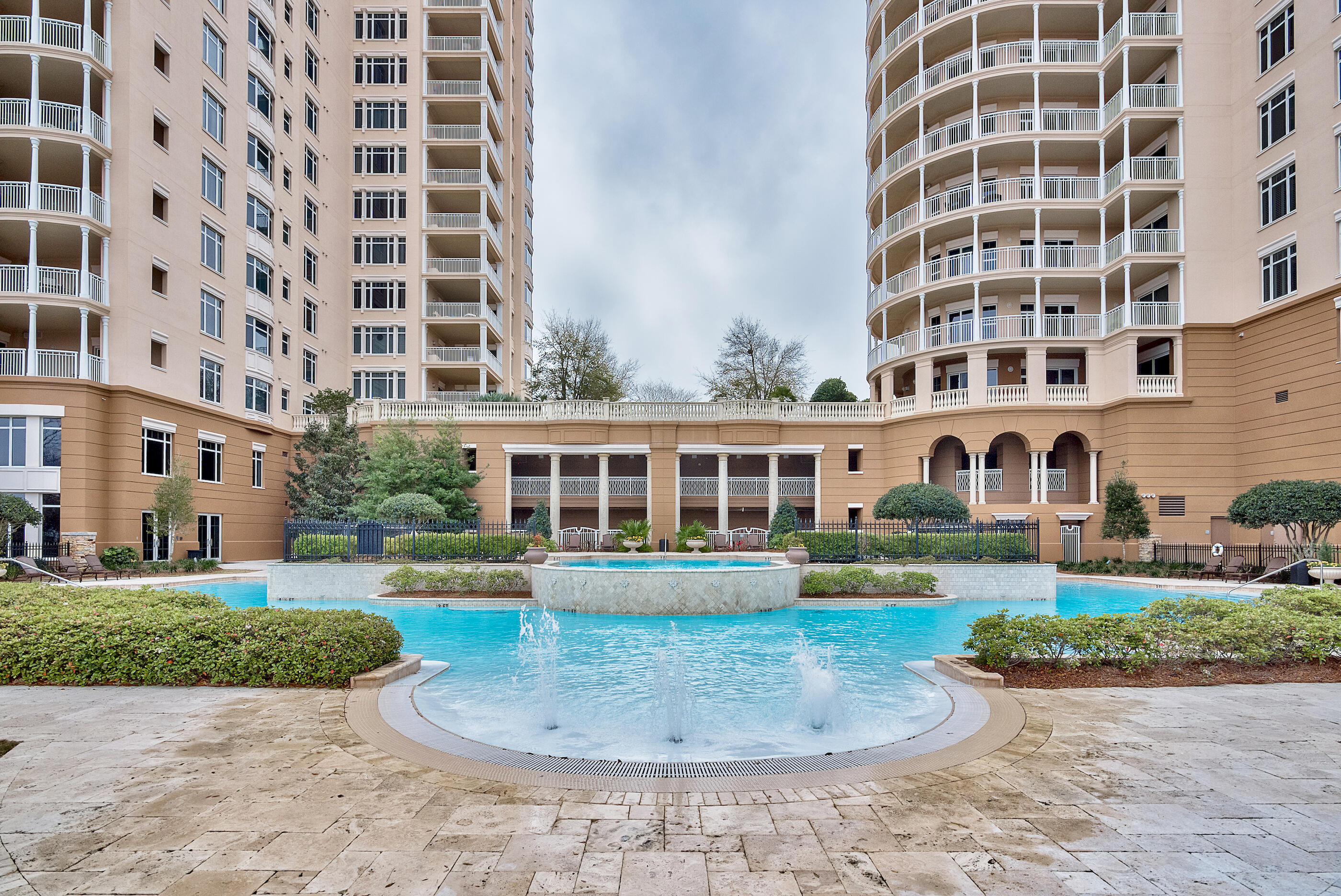 404 Kelly Plantation Drive 605