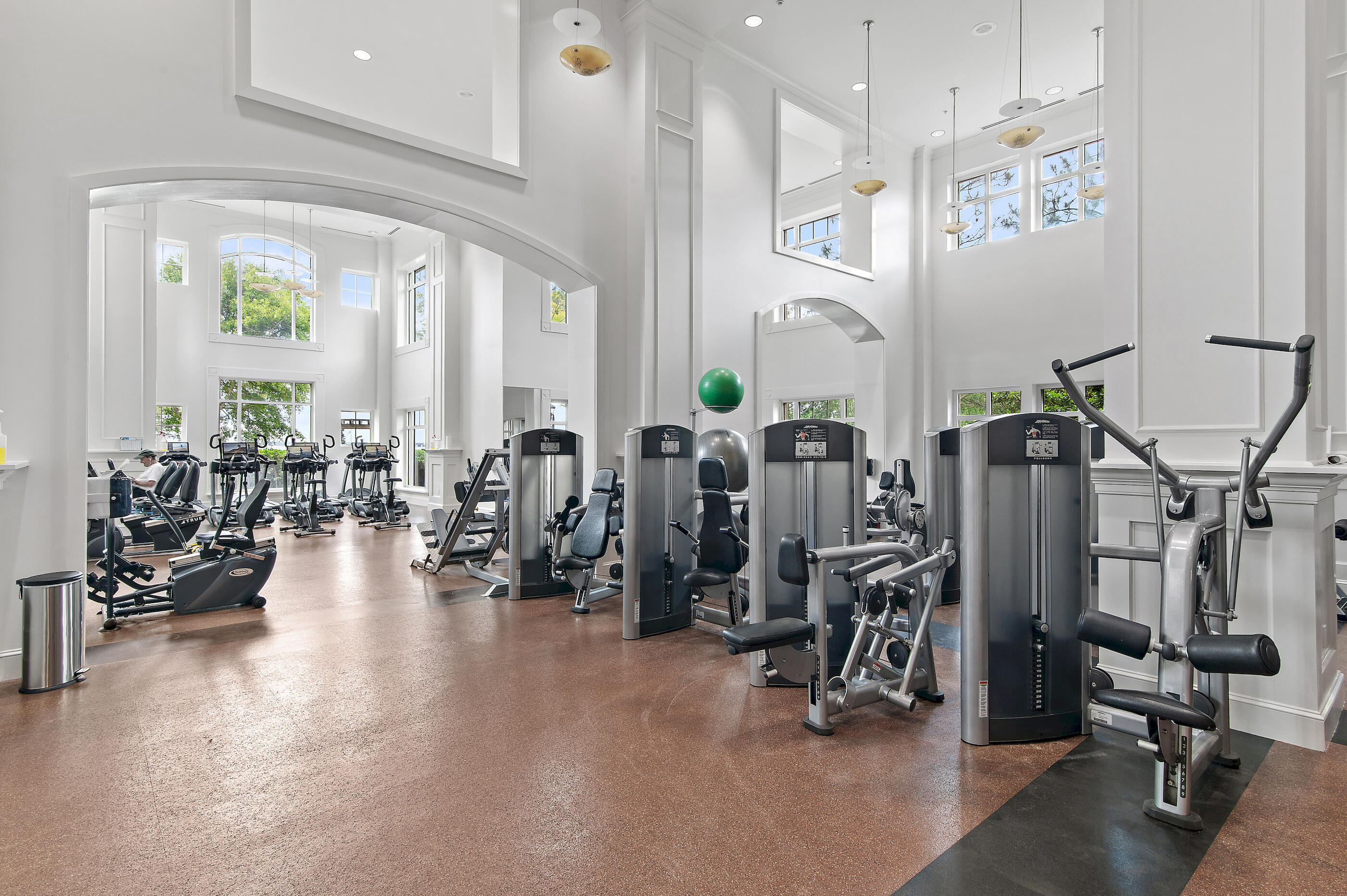 404 Kelly Plantation Drive 605