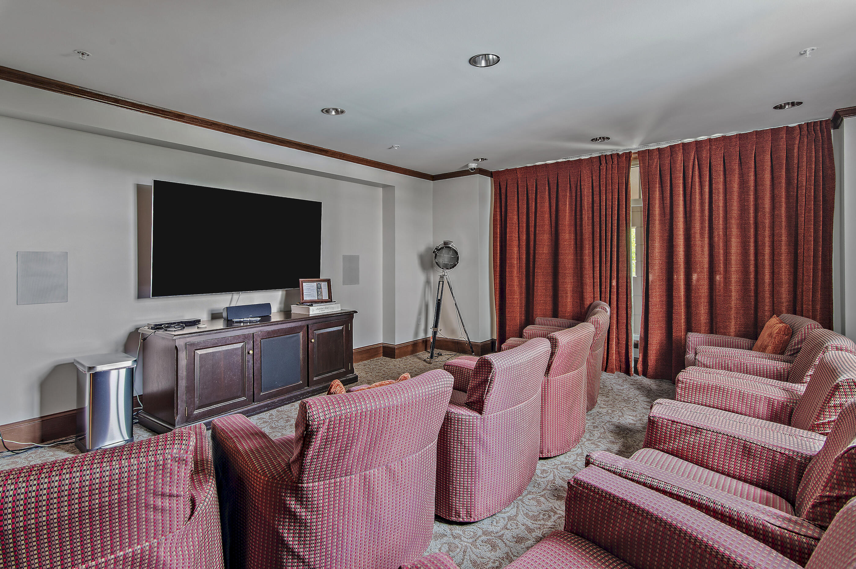 404 Kelly Plantation Drive 605