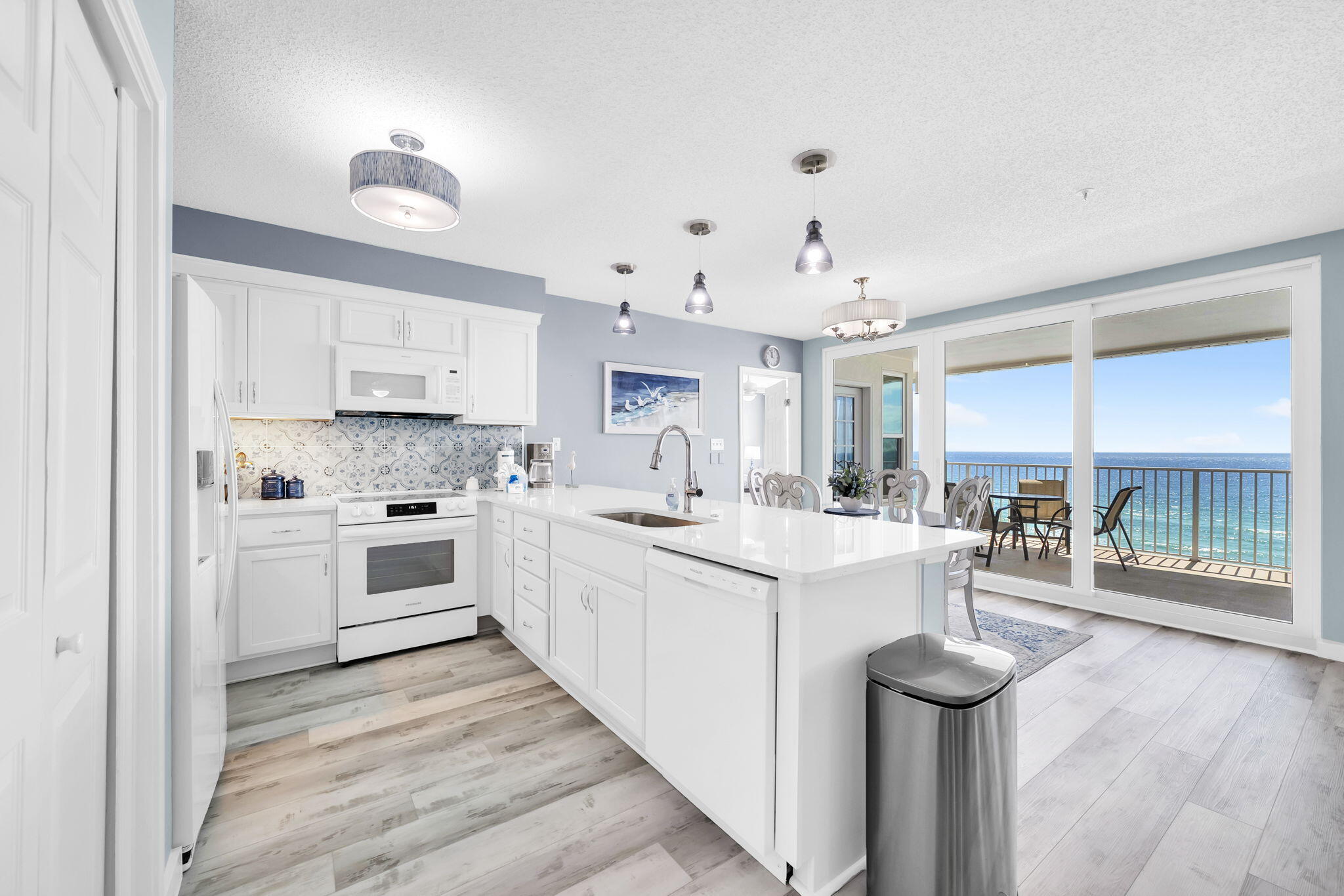 670 Nautilus Court 602