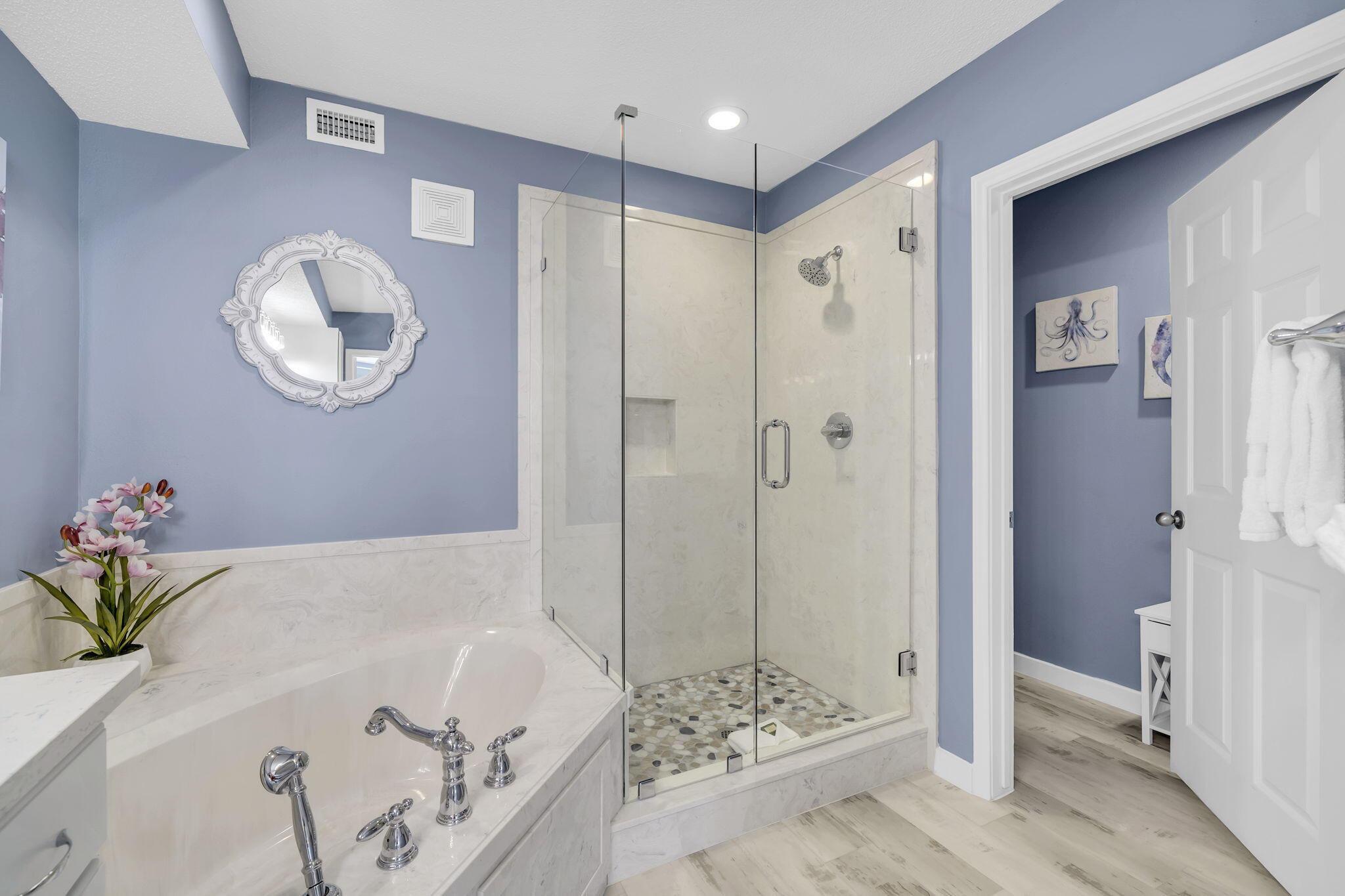 670 Nautilus Court 602