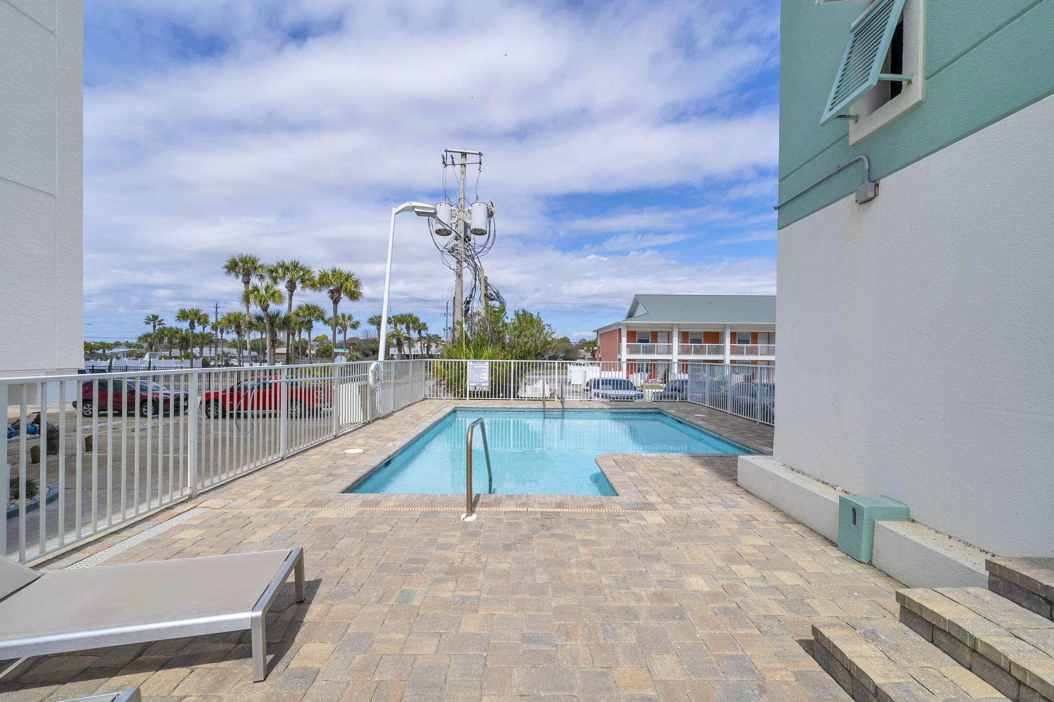 670 Nautilus Court 602