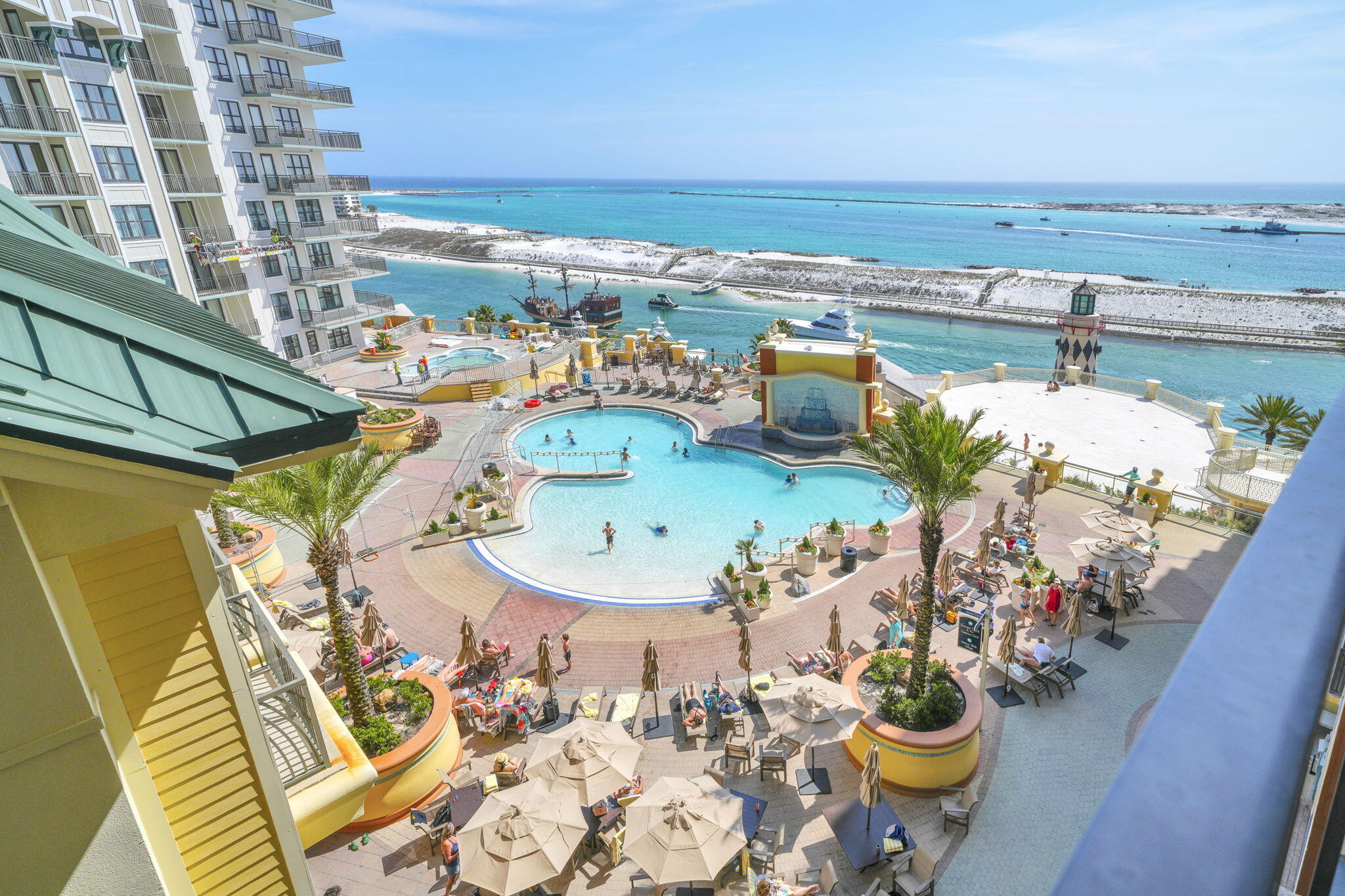 10 Harbor Boulevard W522