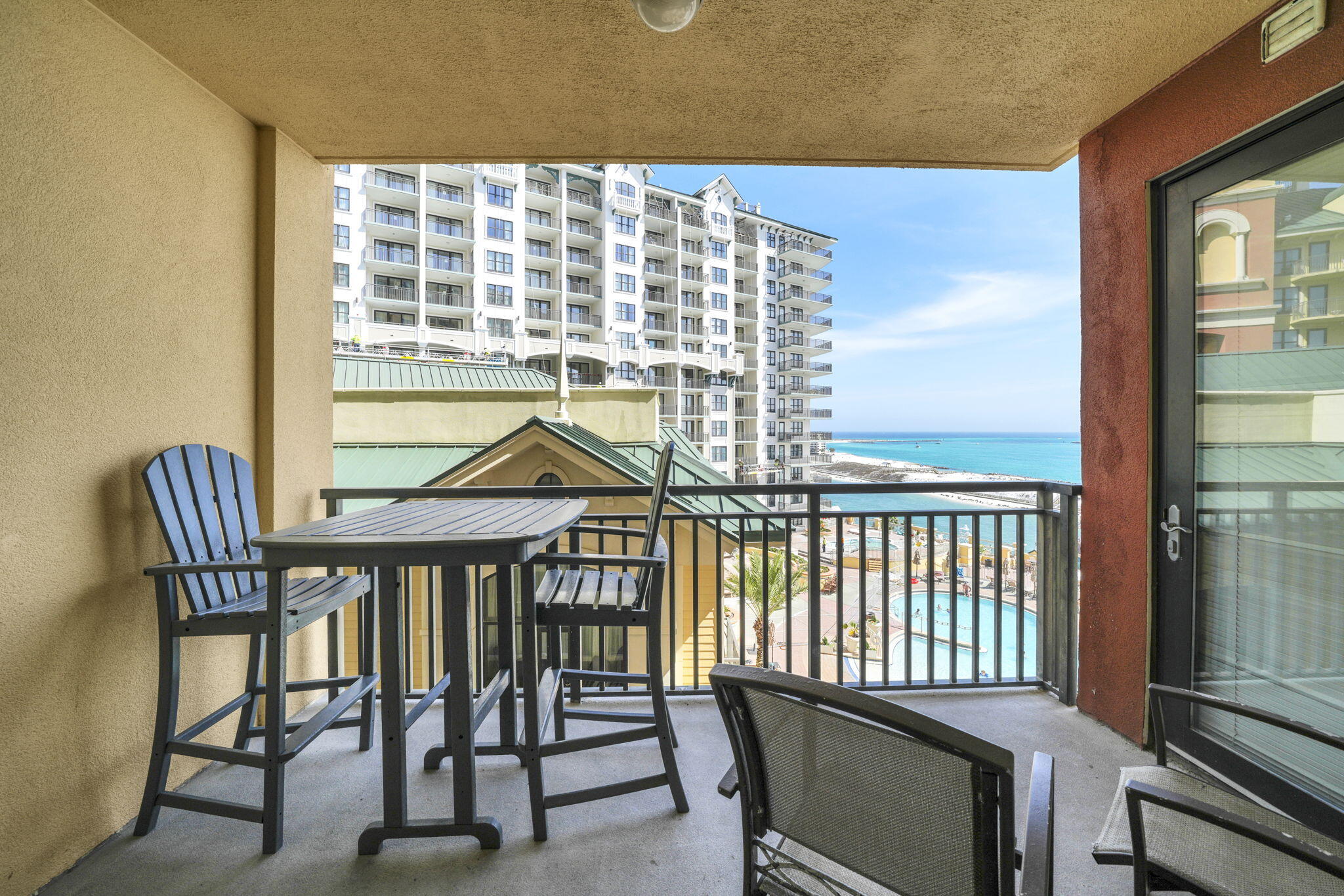 10 Harbor Boulevard W522
