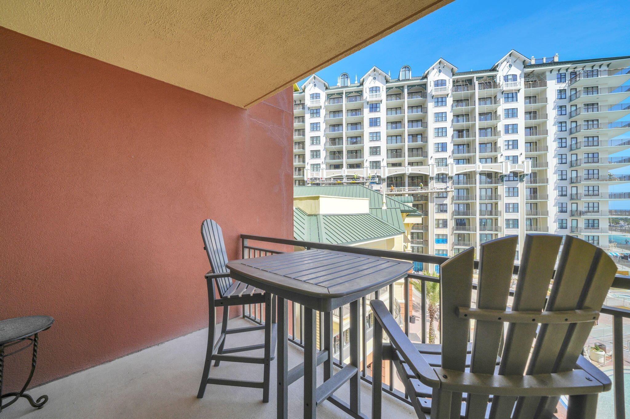 10 Harbor Boulevard W522