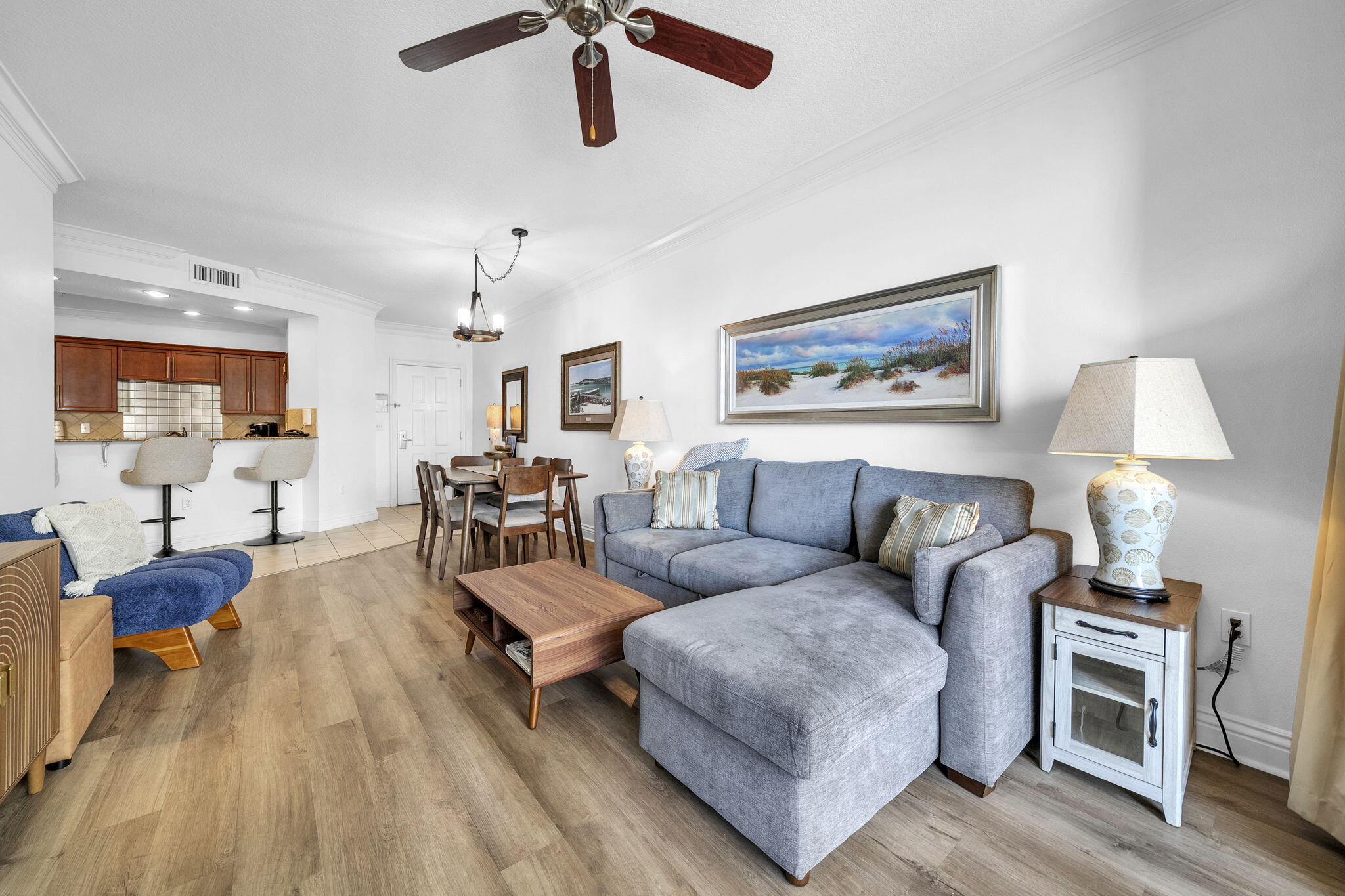 10 Harbor Boulevard W522