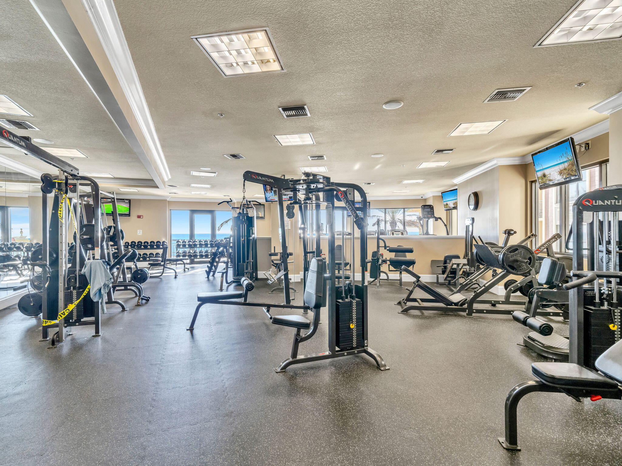 10 Harbor Boulevard W522