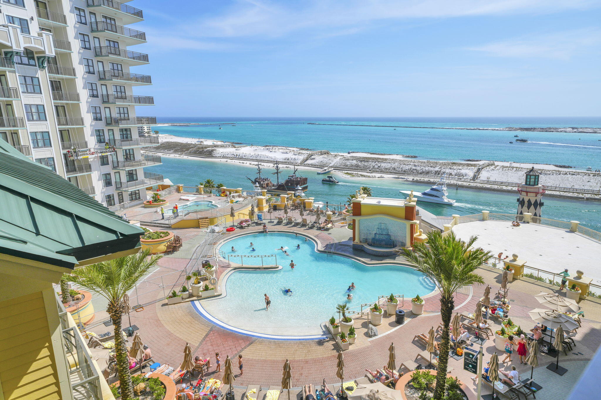 10 Harbor Boulevard W522