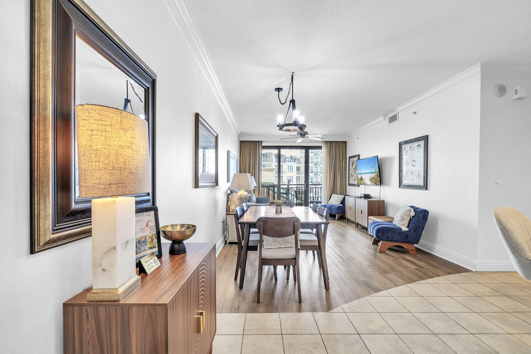 10 Harbor Boulevard W522