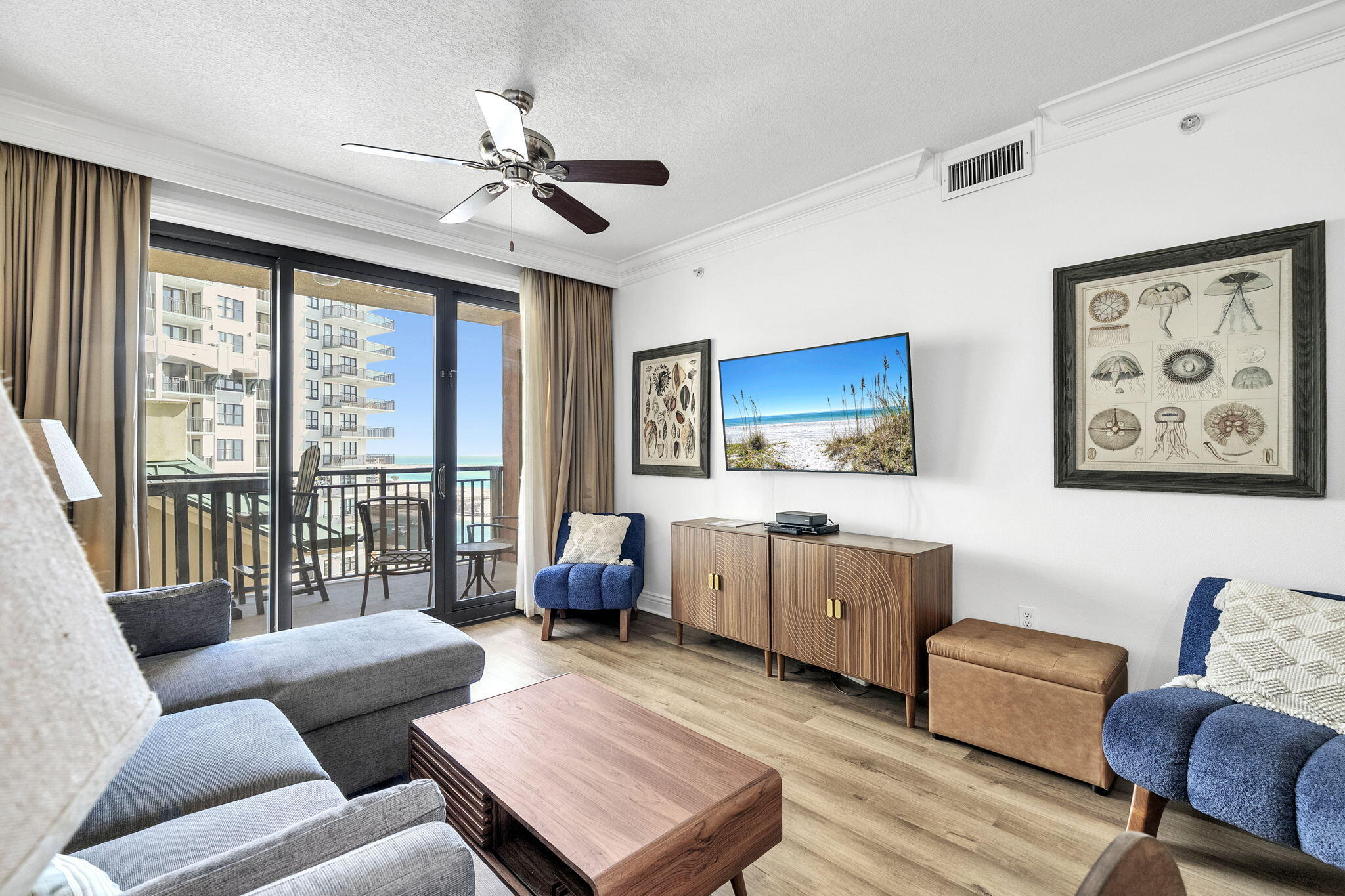 10 Harbor Boulevard W522