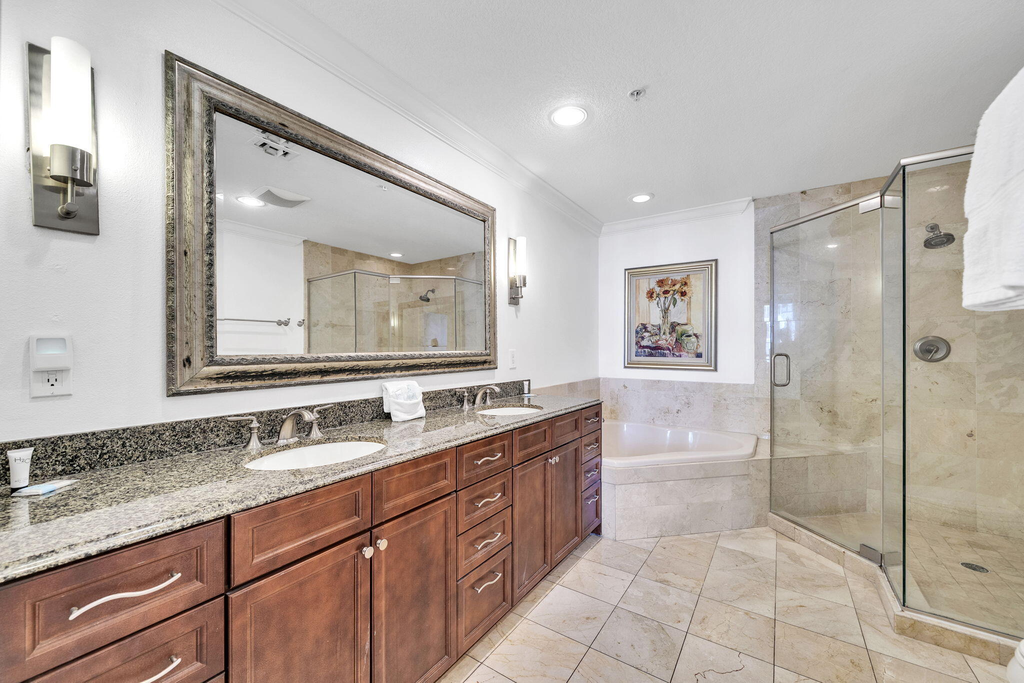 10 Harbor Boulevard W522