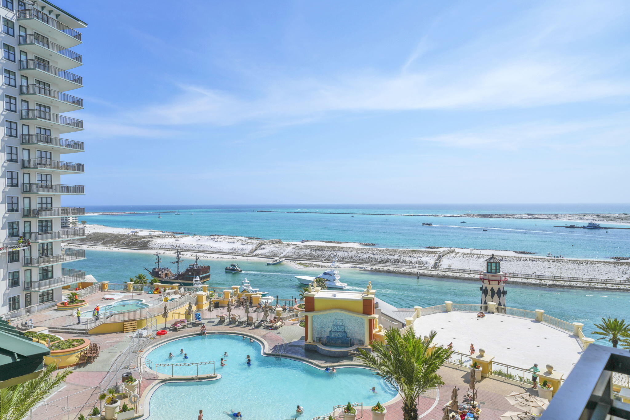 10 Harbor Boulevard W522