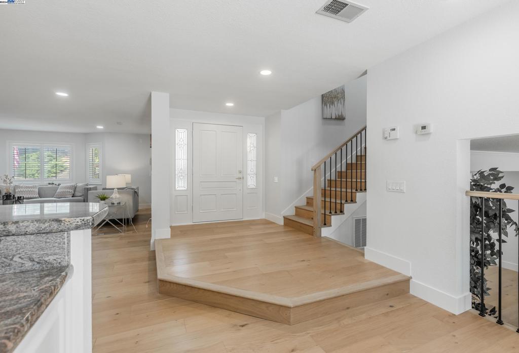 1119 Blanc Ct