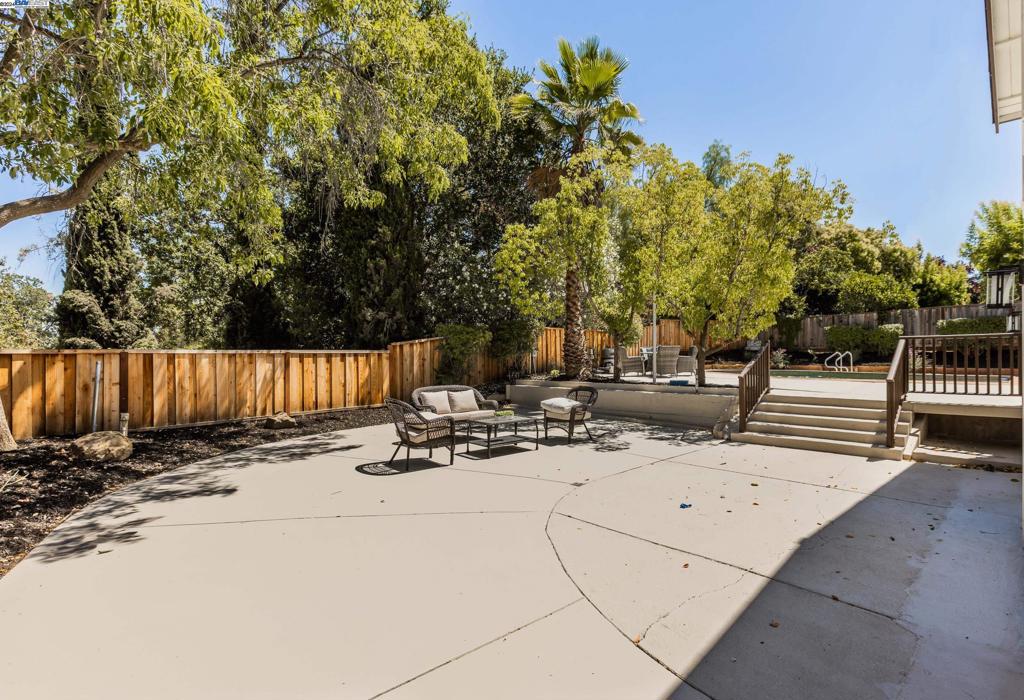 1119 Blanc Ct