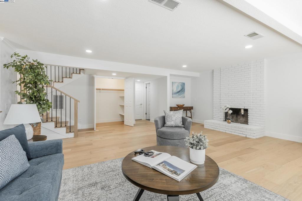 1119 Blanc Ct