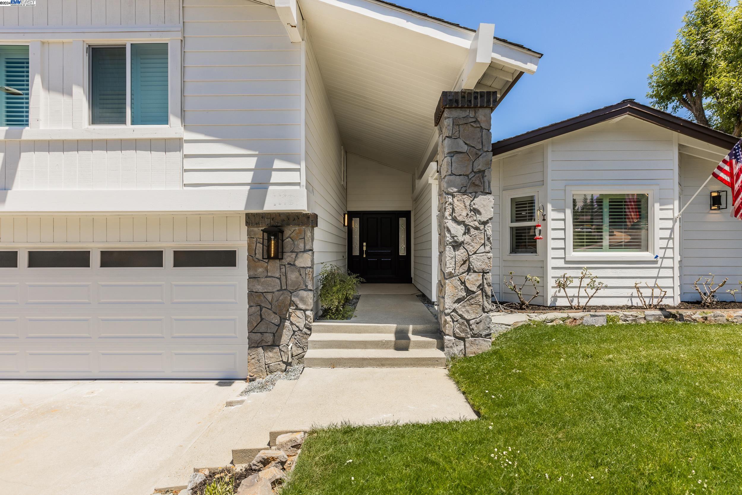 1119 Blanc Ct