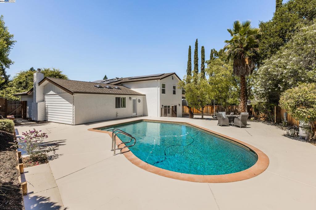 1119 Blanc Ct
