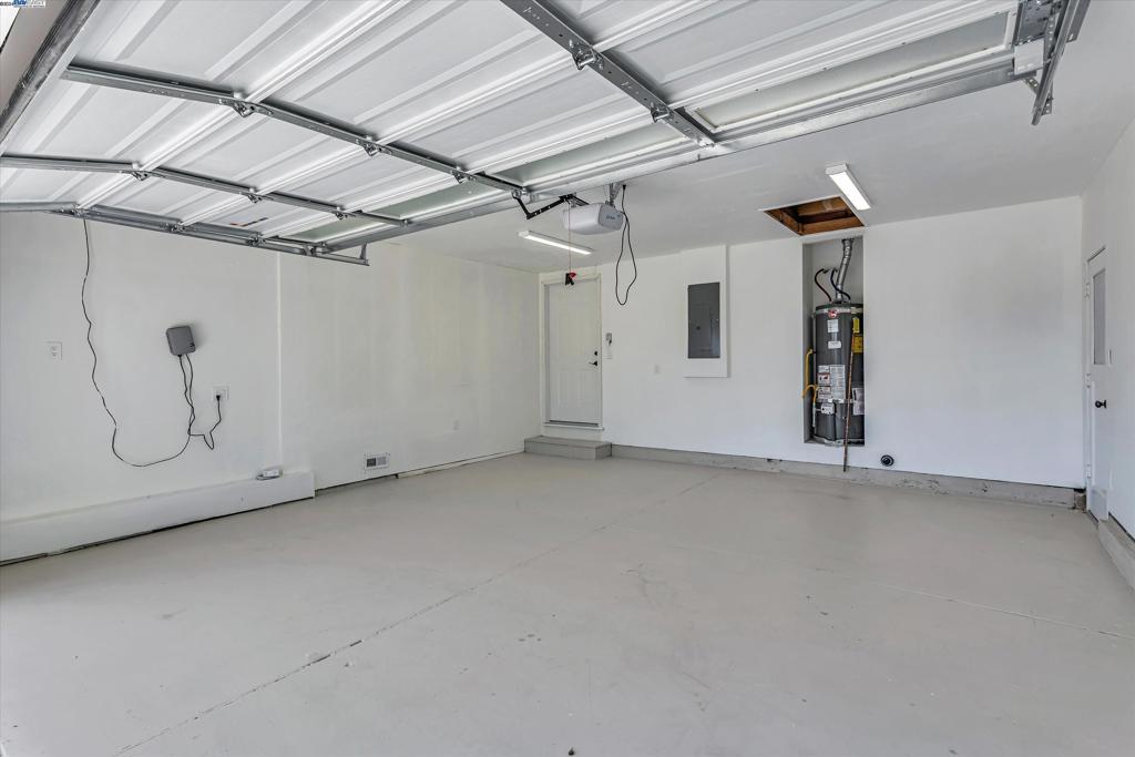 1538 De Soto Way