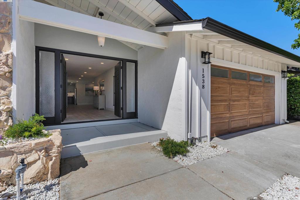 1538 De Soto Way