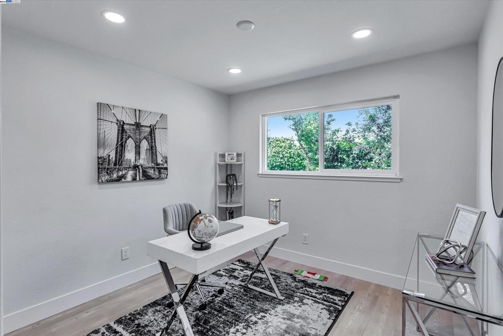 1538 De Soto Way