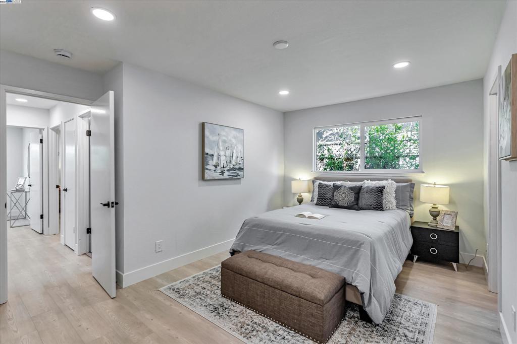 1538 De Soto Way
