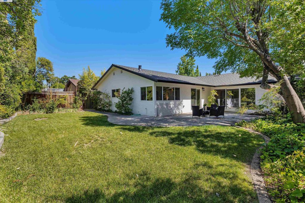 1538 De Soto Way