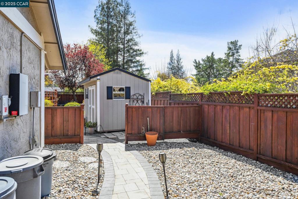 1709 Rockspring Place