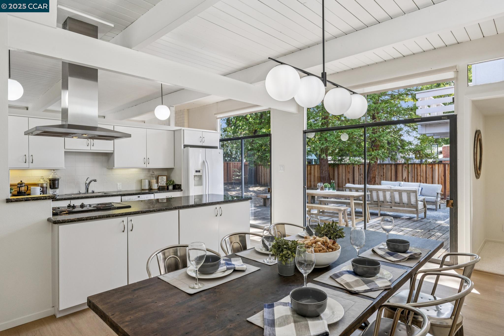 243 Santa Fe Dr